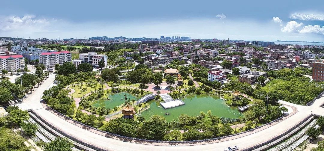 揽山水夏日烟火聚城乡消费活力——临夏州多点赋能激活夏日经济新动能(图1)